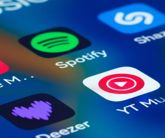 datos spotify o youtube music