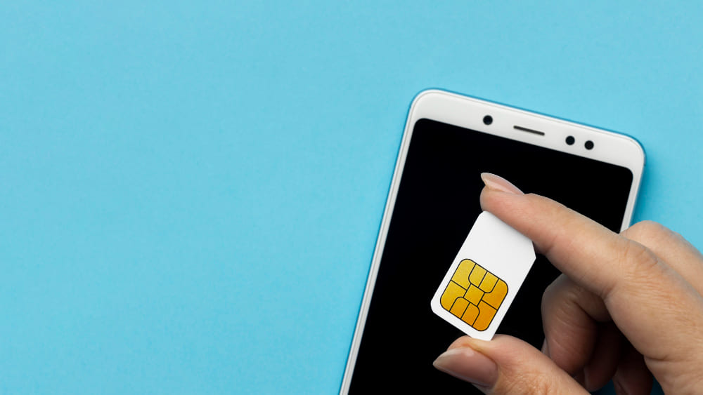 ¿Cómo cambiar una SIM a eSIM manteniendo tu mismo número