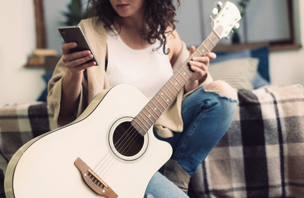 mejores apps para aprender a tocar la guitarra