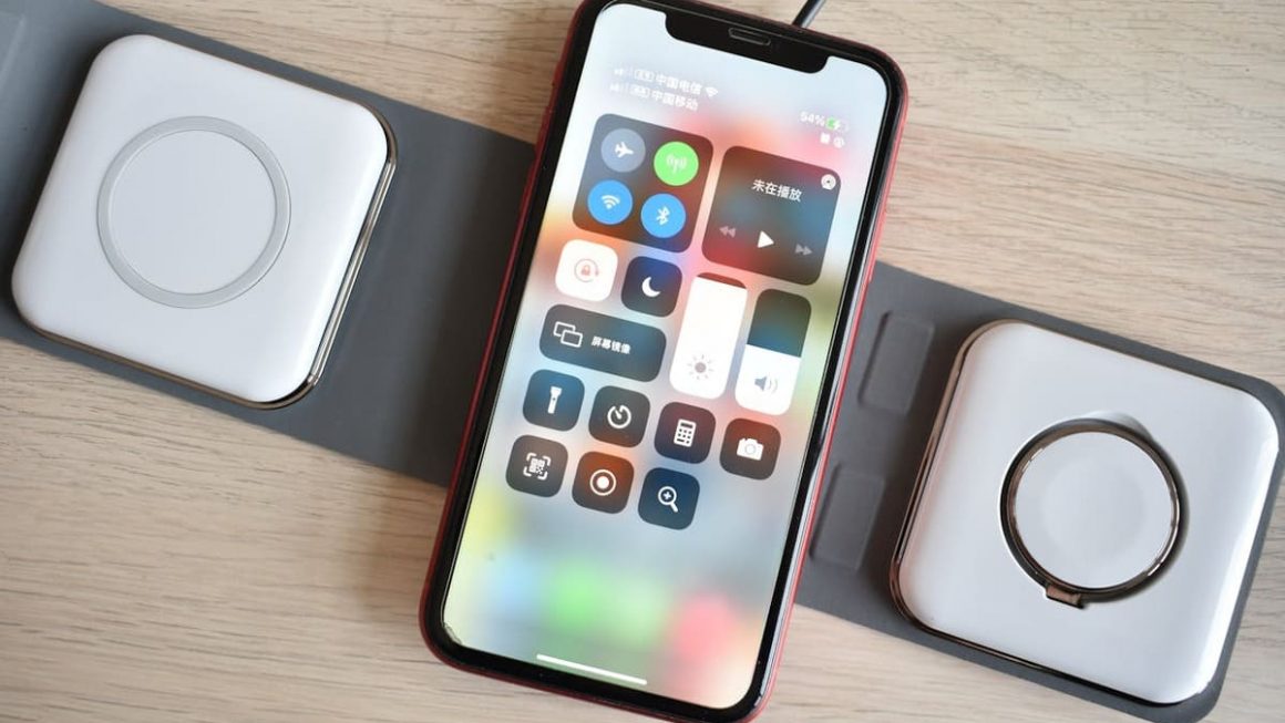 Los mejores cargadores MagSafe de 2025 para iPhone
