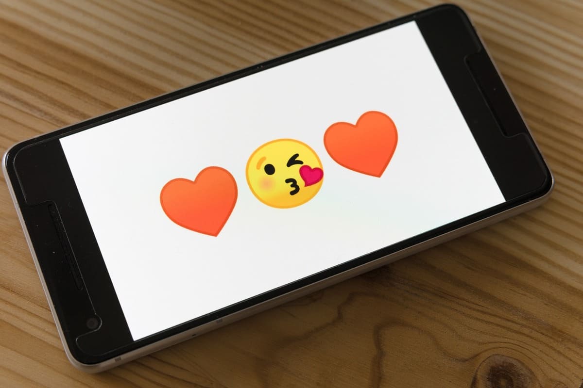 Cómo tener emojis de iPhone en Android 3 maneras sencillas