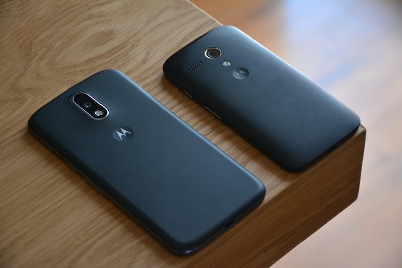 celulares motorola esim